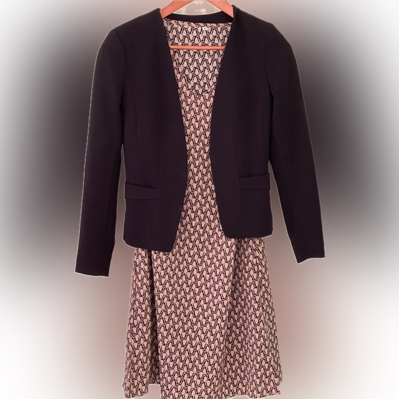 Bundle of an H&M Black Jacket, Mini dress , and a Zara belt 🌸🌸🌸 - Picture 1 of 7